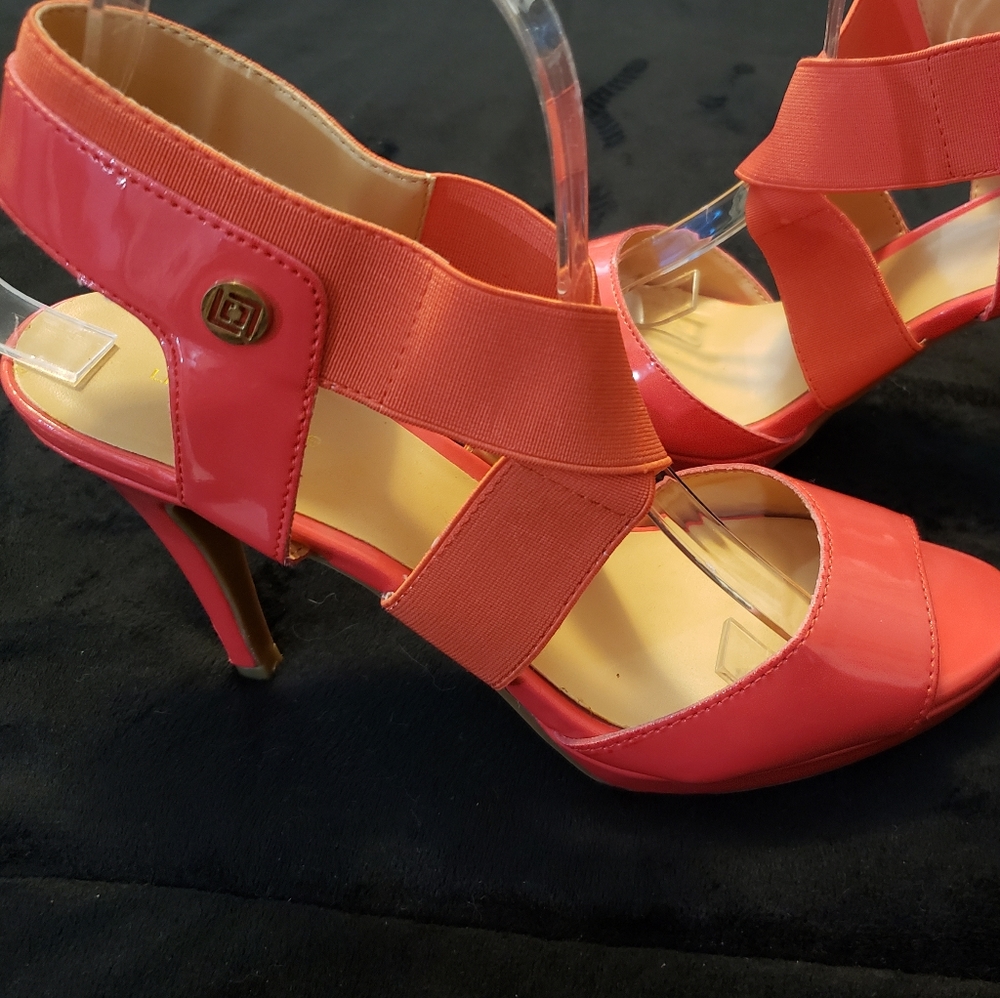 Liz Claiborne strappy heels 8m